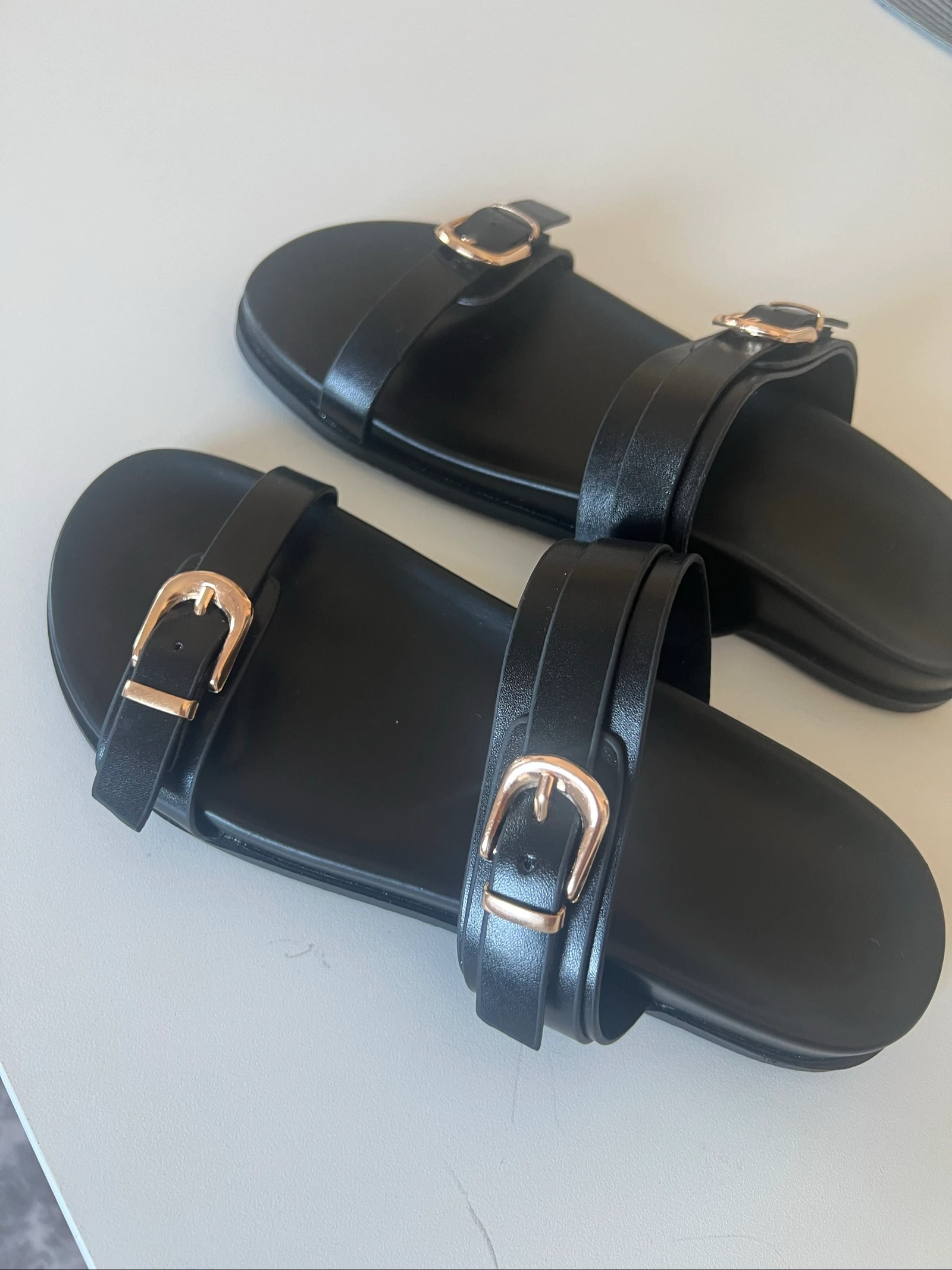 Chanclas noires – photo 2